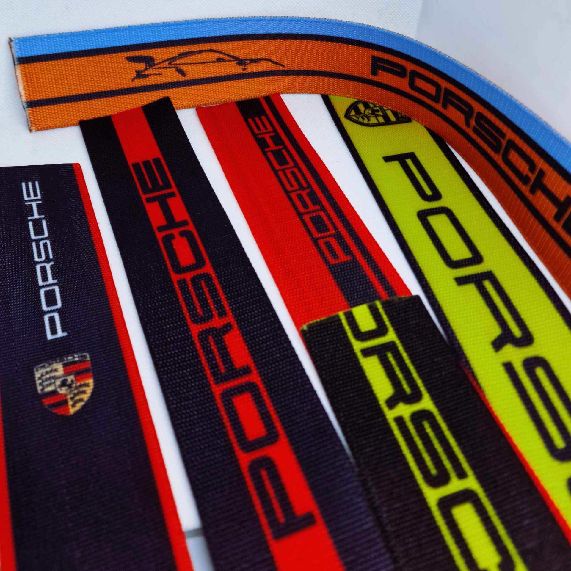 Mostră centură auto stil AMG galben cu cusătură premium